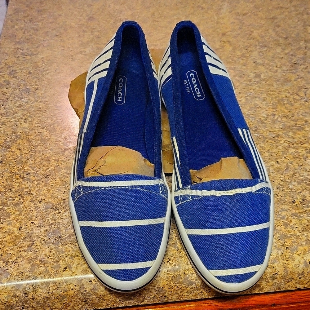 Authemtic Coach Flats